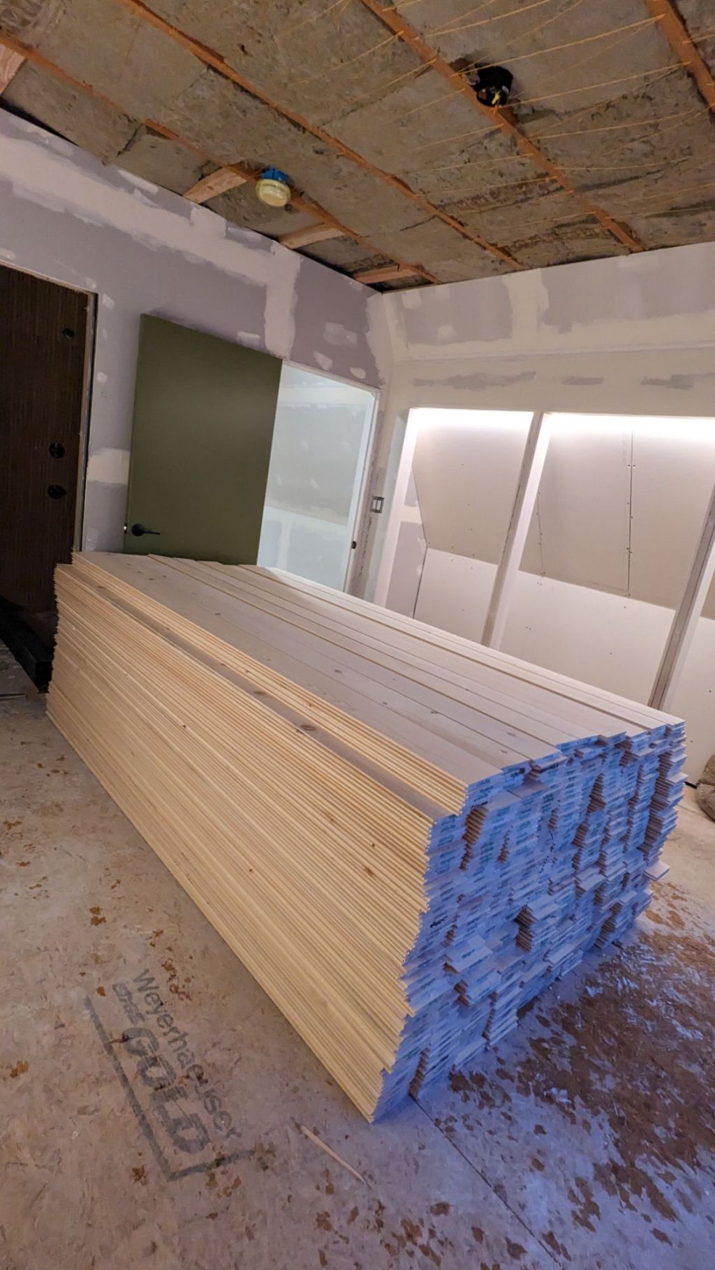 Acclimating Wood to Prevent&nbsp;Shrinkage